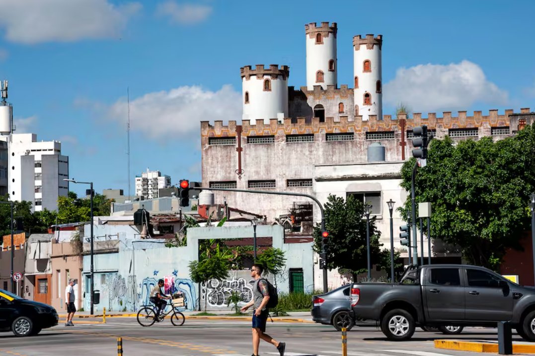 La historia del “castillo” de Villa Crespo, que será demolido