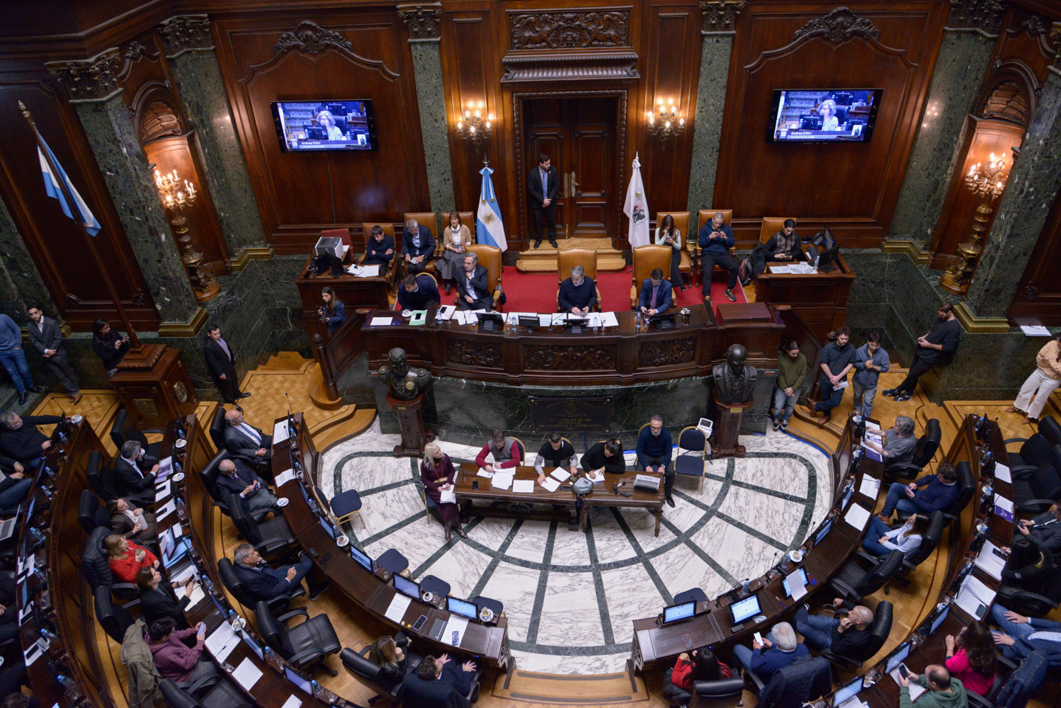 La Legislatura aprobó la gratuidad del subte para los jubilados