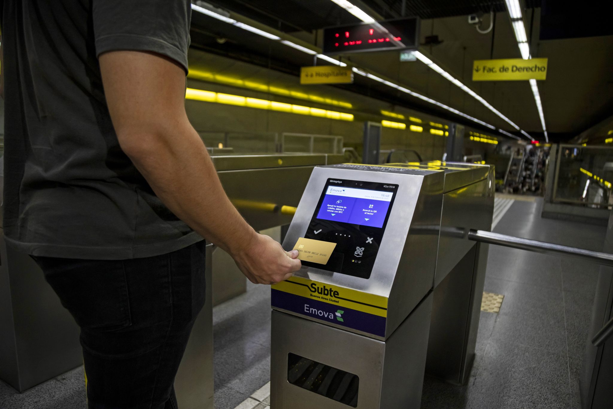 ¿Adiós a la SUBE? Ya se realizaron más de 60 millones de pagos con tarjeta de débito o crédito en el transporte público