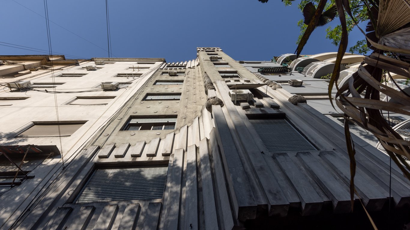 El Edificio Varangot, uno de los ejemplos más singulares del Art Déco porteño