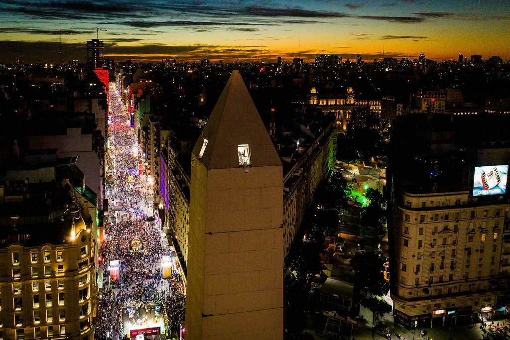 La postal incómoda de Buenos Aires: es una de las ciudades con menos baños públicos